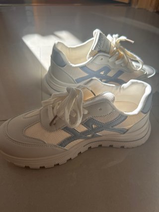 Zapatillas Blancas Nuevas