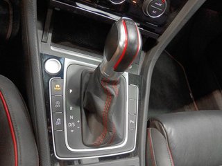 Volkswagen Golf GTI TCR 2.0 TSI 213 kW (290 CV) DSG