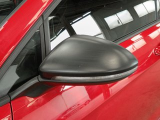 Volkswagen Golf GTI TCR 2.0 TSI 213 kW (290 CV) DSG
