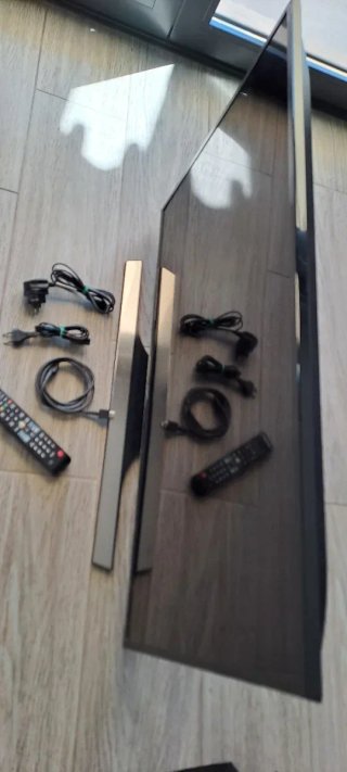 Samsung TV 40 4K UHD Smart TV