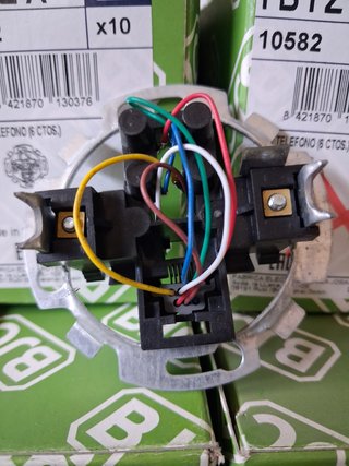 IB Mecanismo Toma Teléfono BJC Ibiza 6CTOS