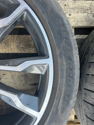 BMW X4 2024 20’’ doble medida 245/45- 275/45