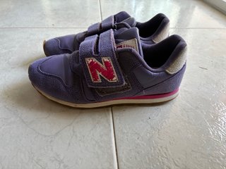 Zapatillas New Balance 327 Moradas