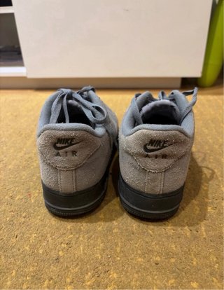 Nike Air Force 1 Grises
