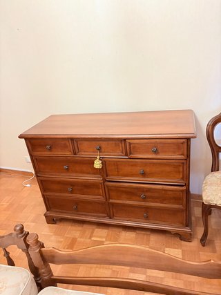 Cassettiera in legno massello con 9 cassetti