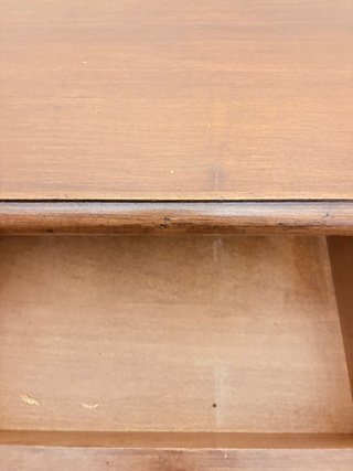 Cassettiera in legno massello con 9 cassetti