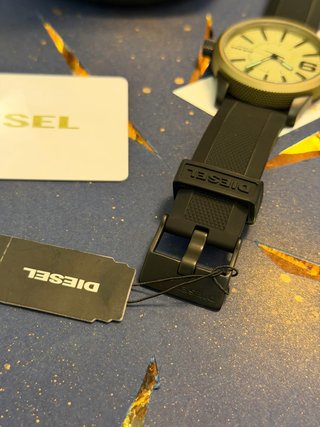Reloj Diesel DZ1875 Negro/Dorado
