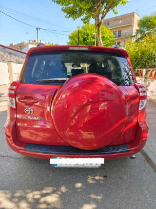 Toyota RAV4 2011