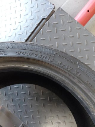Neumáticos 205/45R16 88W