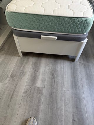SE VENDE 2 Canapés con colchón y cabeceros