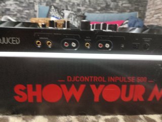 Controlador DJ Hercules DJControl Impulse 500