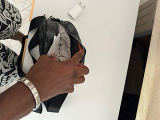 Bolsa transversal Lacoste Nova com etiqueta nunca
