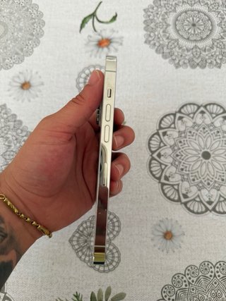 iPhone 14 Pro bianco