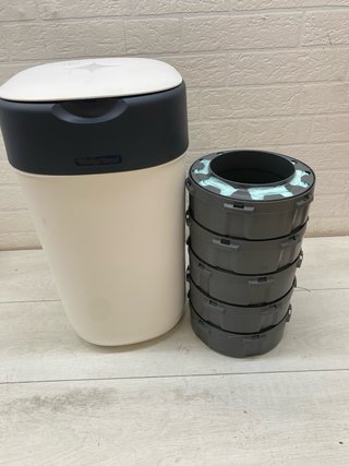 Contenedor de pañales Tommee Tippee Twist & Click