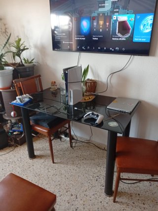 Mesa de comedor de cristal negra