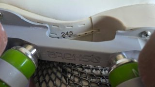 Patines de artístico Esordio color crema