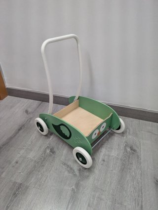 Andador infantil de madera estilo búho