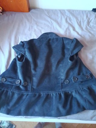 Chaqueta negra elegante estilo antiguo