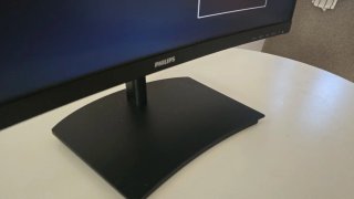 Monitor Philips 24 FHD con Altavoces