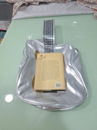 Bolso Guitarra Plata y Dorado