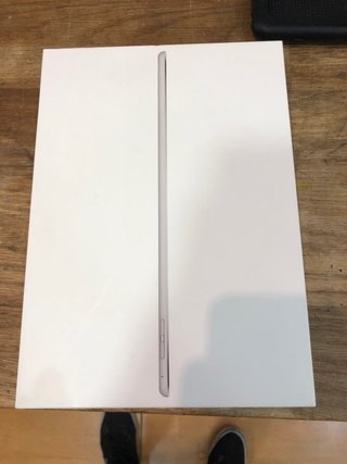 iPad Air 2 64GB Wi-Fi + Celular Plata