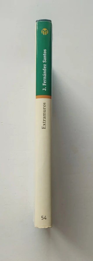 Extramuros