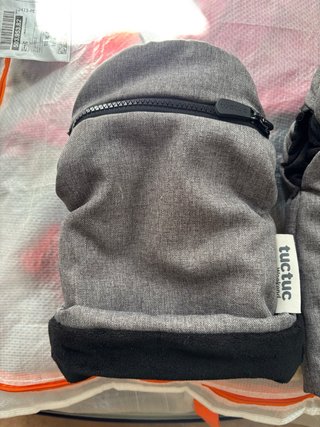 Guantes Tuc Tuc para cochecito gris