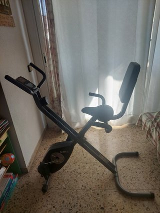Bicicleta estática negra