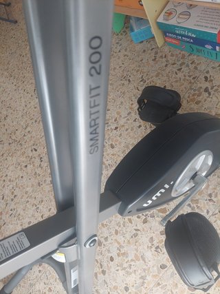 Bicicleta estática negra
