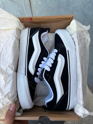 Vans Knu Skool nere/bianche