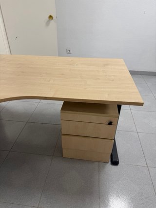 Mesa de escritorio oficina L