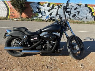 Harley Davidson Dyna Street Bob FXDB 2011