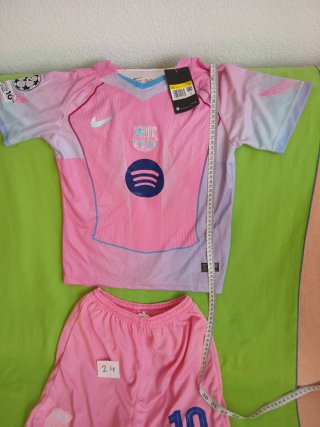 Conjunto Fútbol Lamine Yamal Talla 24(9-10 años),