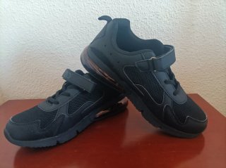 Zapatillas deportivas negras talla 37