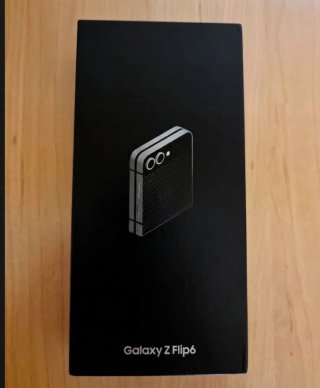 Samsung Galaxy Z Flip6