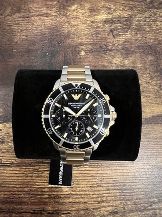 Reloj Emporio Armani World Explorer Solar Auto