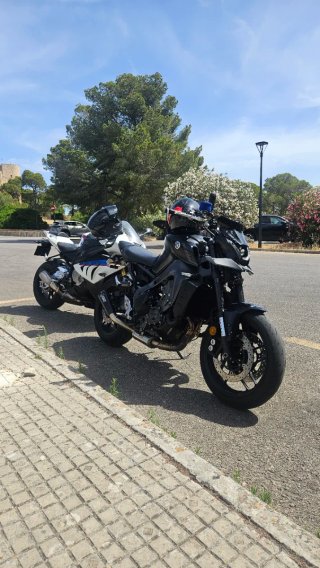 Yamaha MT09 Black Mamba
