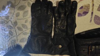 Chaqueta Cuero Garibaldi Nevada y Guantes Levior