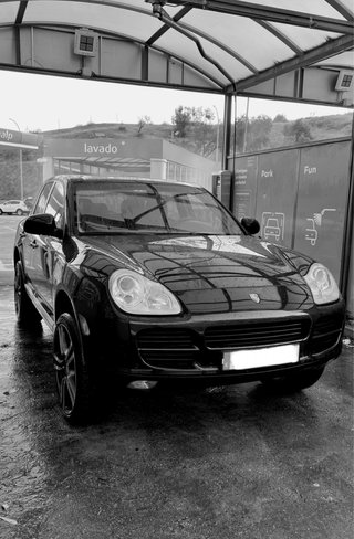 Porsche Cayenne 2004