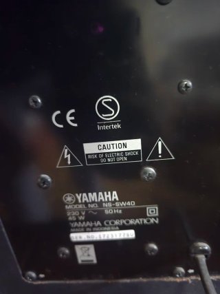 8 Altavoces Yamaha  mas subufer