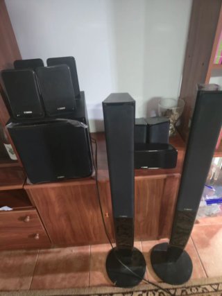 8 Altavoces Yamaha  mas subufer