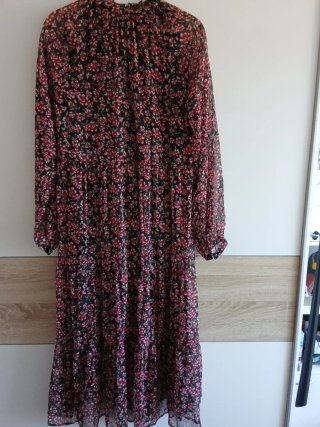 Vestido Lefties estampado floral talla M