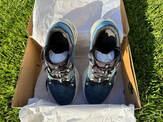 Zapatillas Running ON Cloudeclipse Azul/Blanco