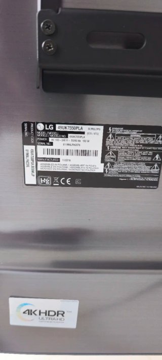TV LG 47"+ Mueble TV Negro