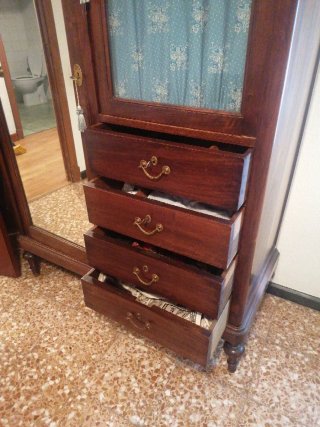 Ropero antiguo madera finales XIX