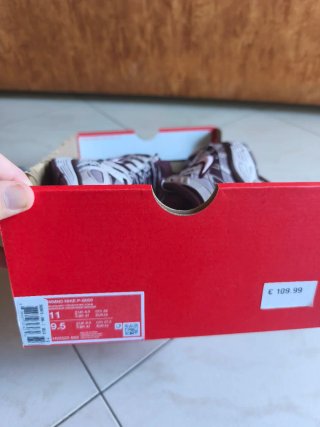 Nike P6000 grigio / bordeaux