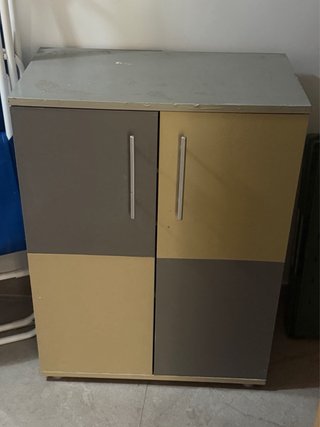 2 muebles auxiliares de almacenamiento – 15 €