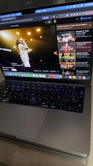 MacBook Pro 2023 M3 14" 512GB 16gb RAM