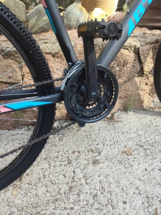 Bicicleta Btwin MTB Negra y Rosa