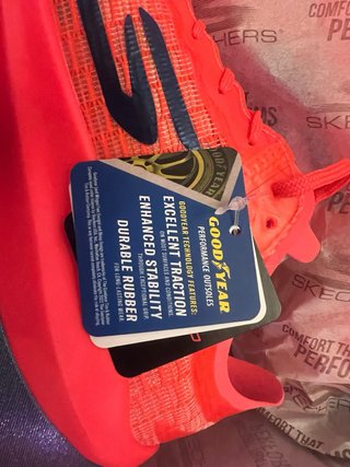 Skechers SKX Aero Tempo Coral Talla 38, 25cm
